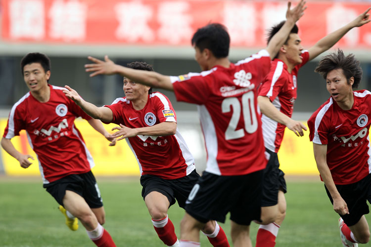 驴贴墙无声 驴贴墙无声